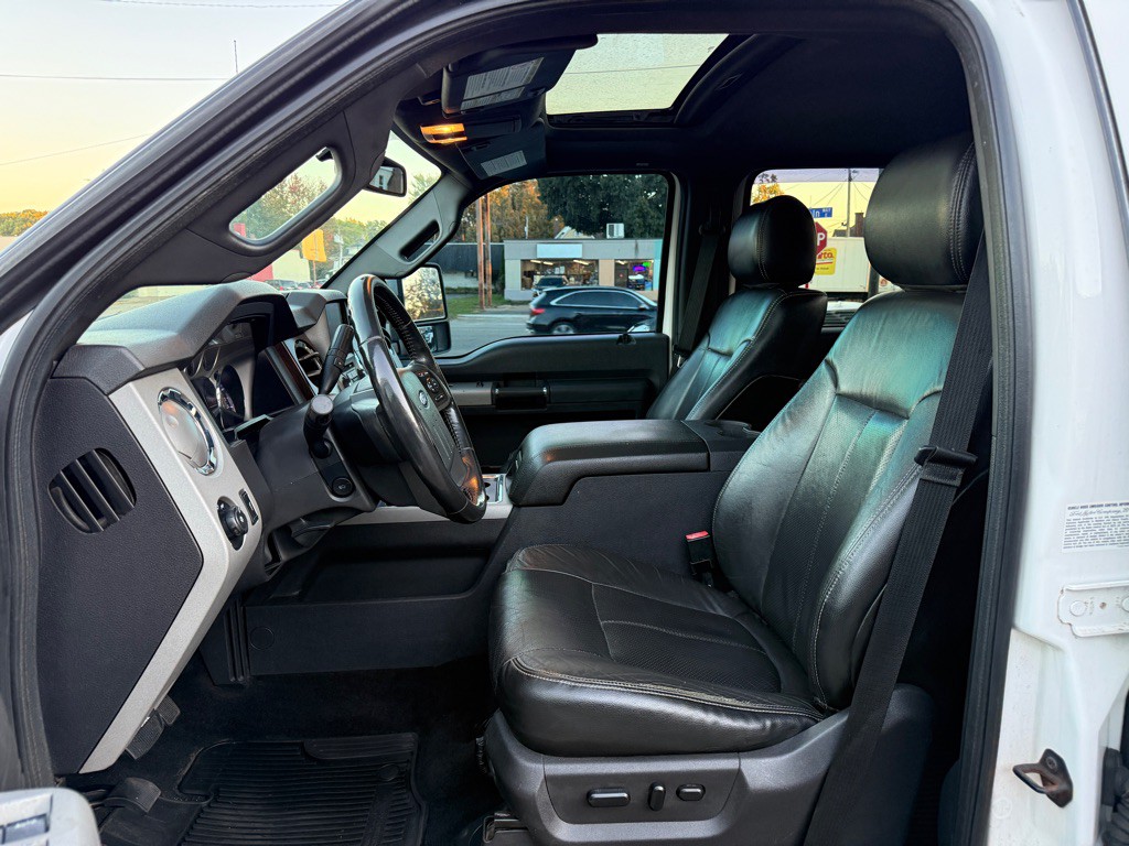 2013 Ford F-350 Image 14