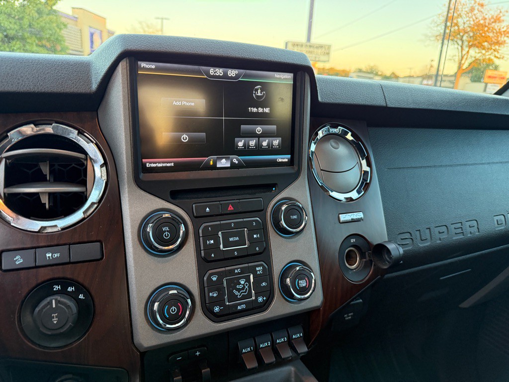 2013 Ford F-350 Image 17