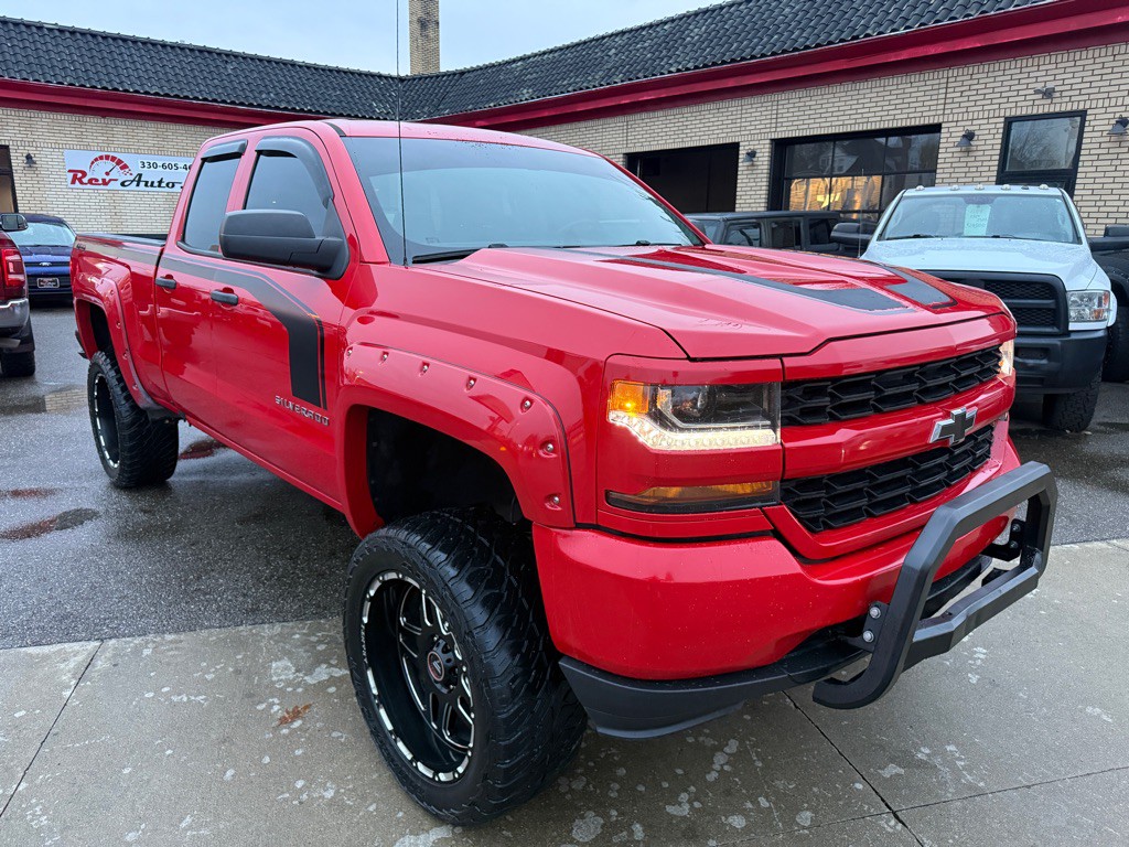 2017 Chevrolet Silverado 1500 Image 3