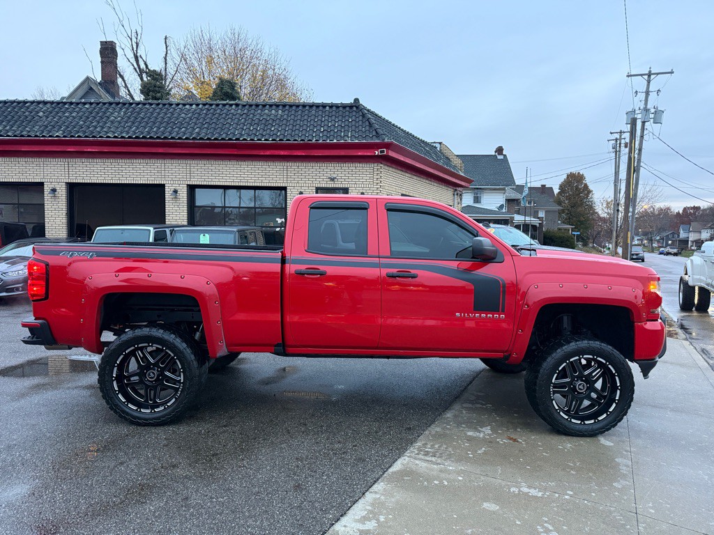 2017 Chevrolet Silverado 1500 Image 4