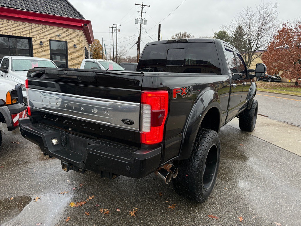 2017 Ford F-350 Image 8