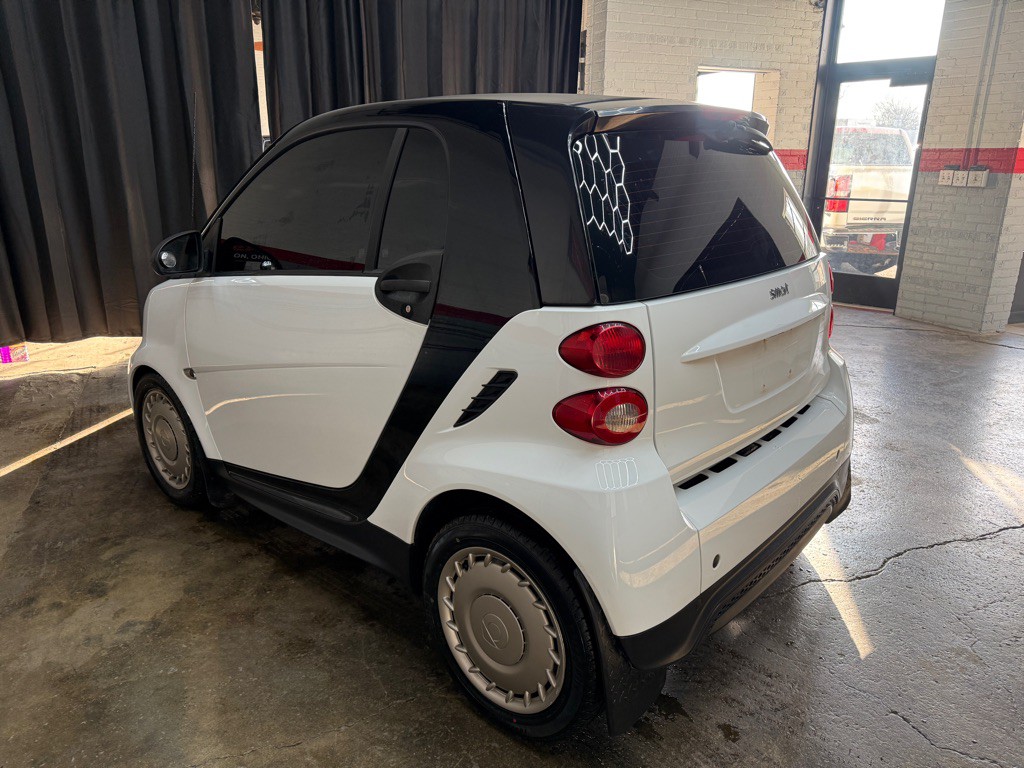 2013 smart fortwo Image 3