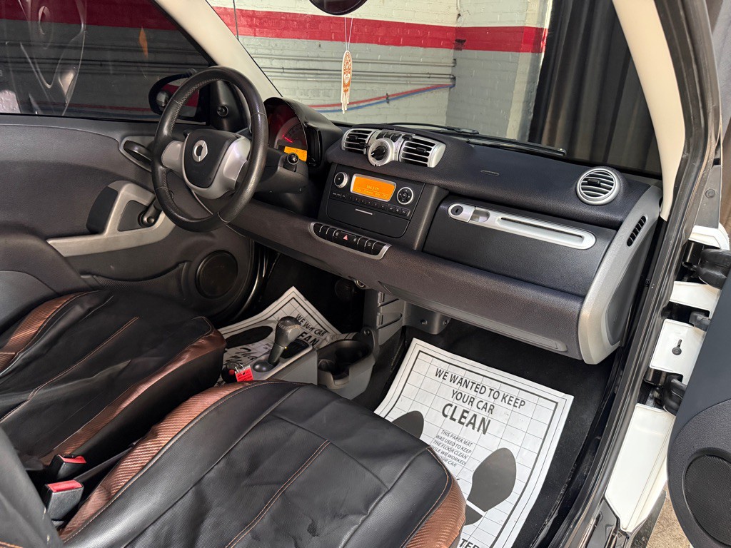 2013 smart fortwo Image 6