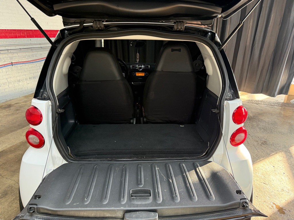 2013 smart fortwo Image 8