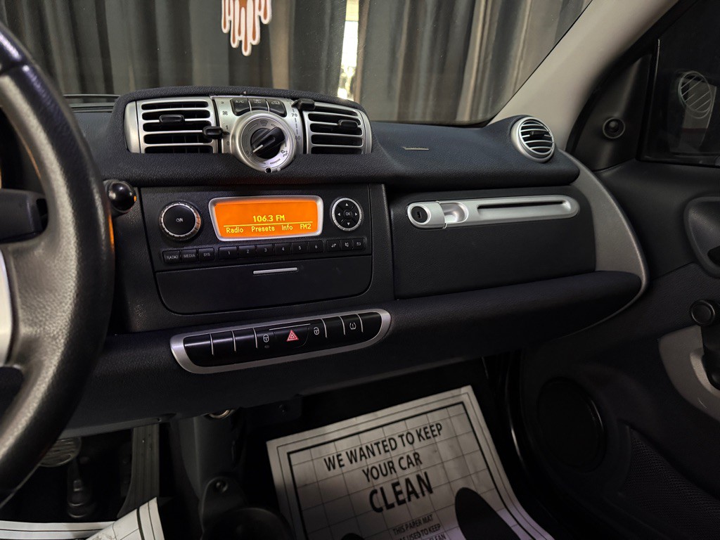 2013 smart fortwo Image 11