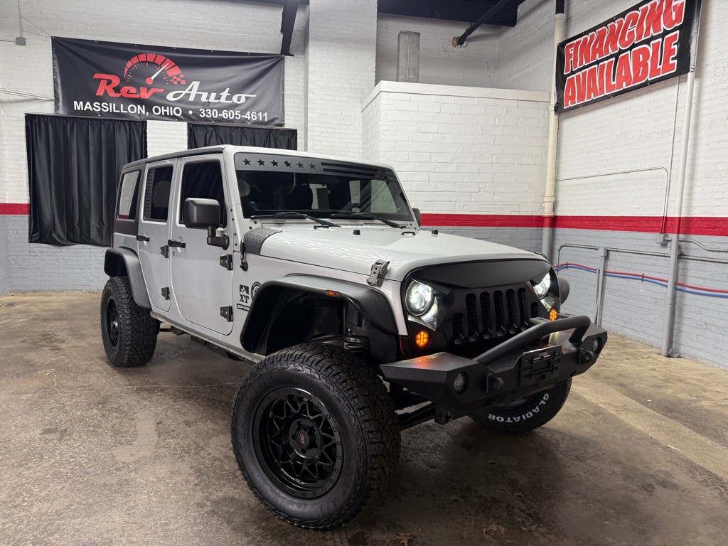 2012 Jeep Wrangler Unlimited Image 1