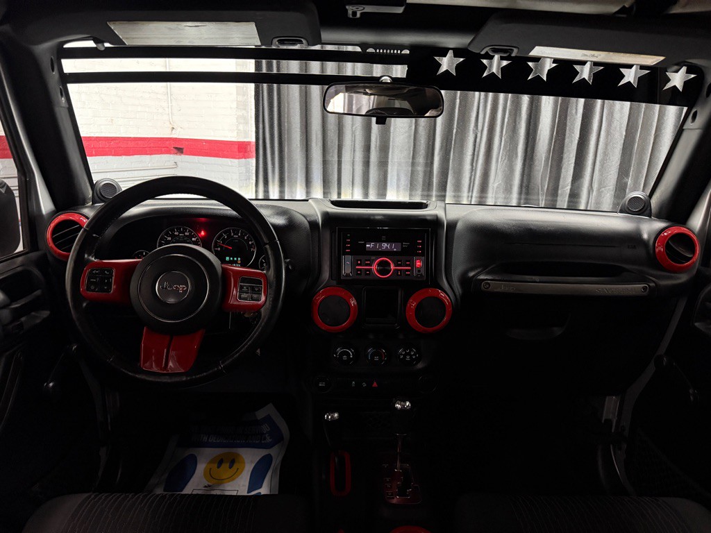 2012 Jeep Wrangler Unlimited Image 15