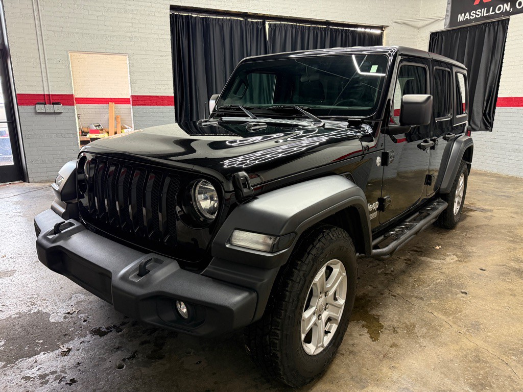 2018 Jeep Wrangler Unlimited Image 2