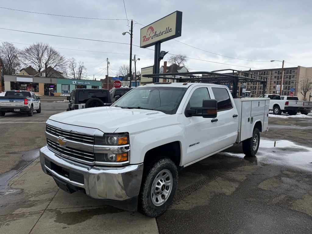 2016 Chevrolet Silverado 1500 Image 1