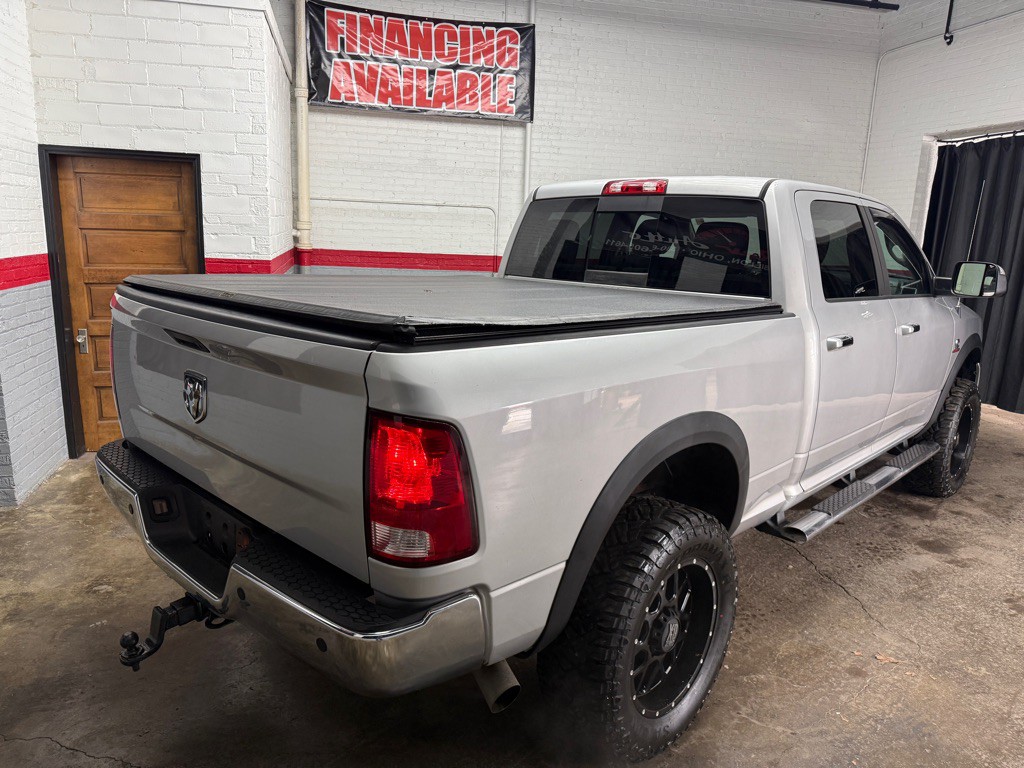 2014 RAM 2500 Image 2