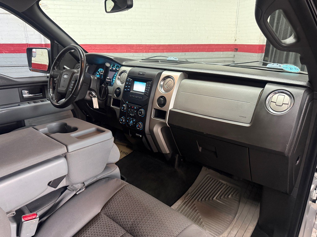 2013 Ford F-150 Image 8