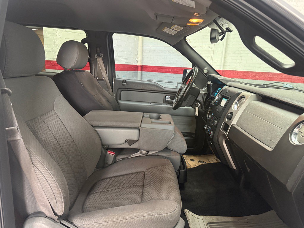 2013 Ford F-150 Image 9