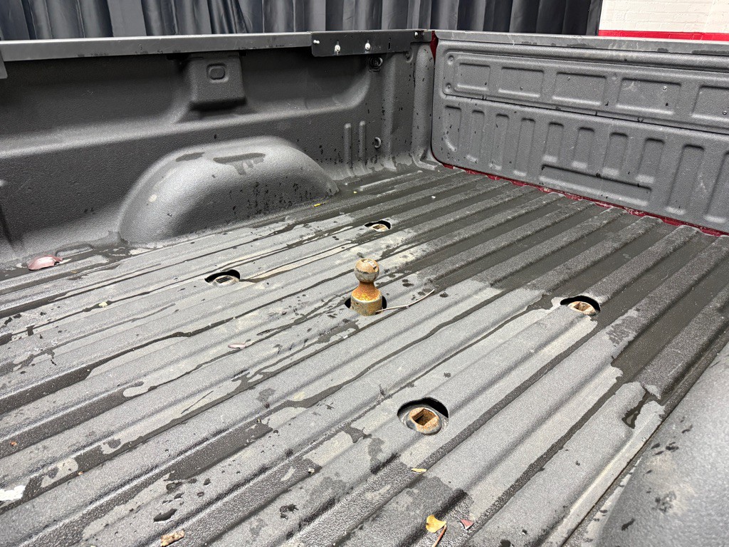 2018 GMC Sierra Image 8