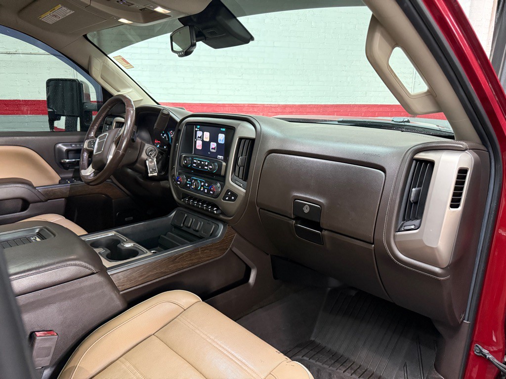 2018 GMC Sierra Image 14