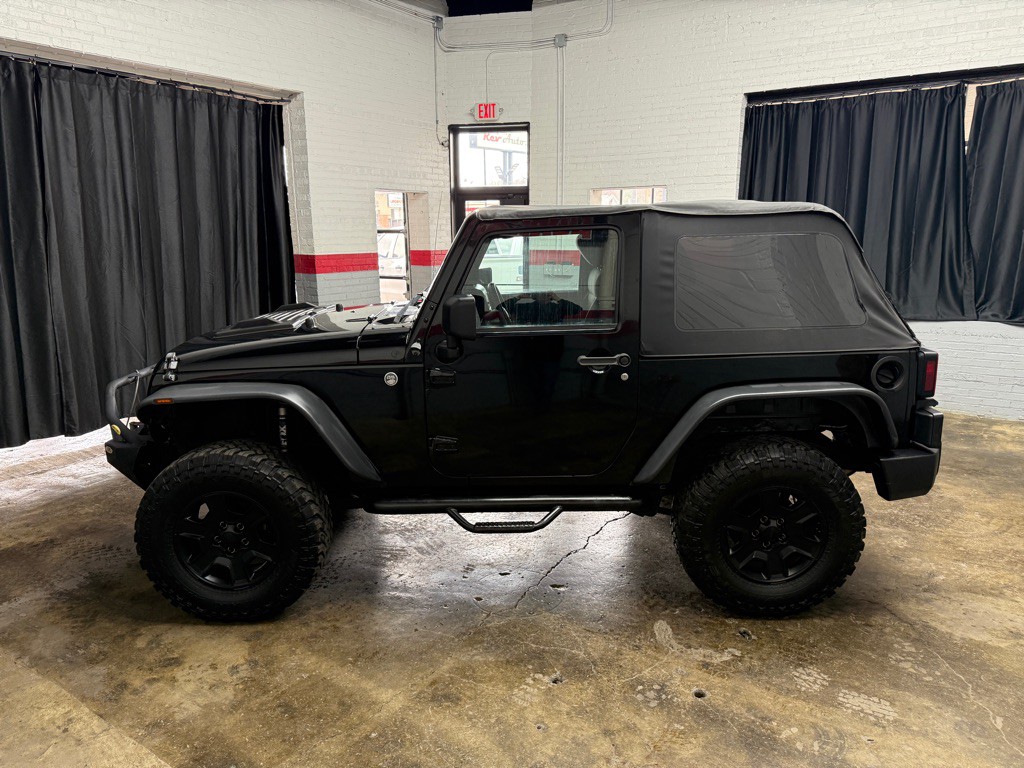 2012 Jeep Wrangler Image 3