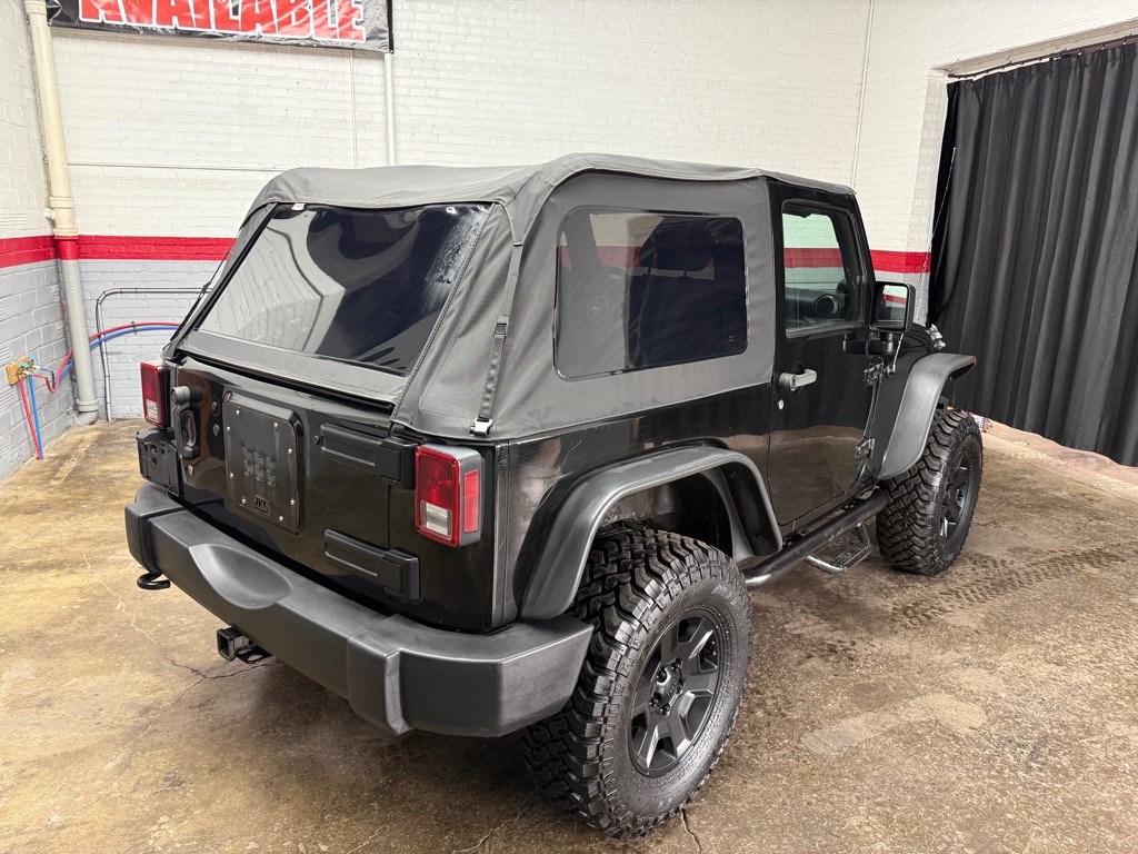 2012 Jeep Wrangler Image 5