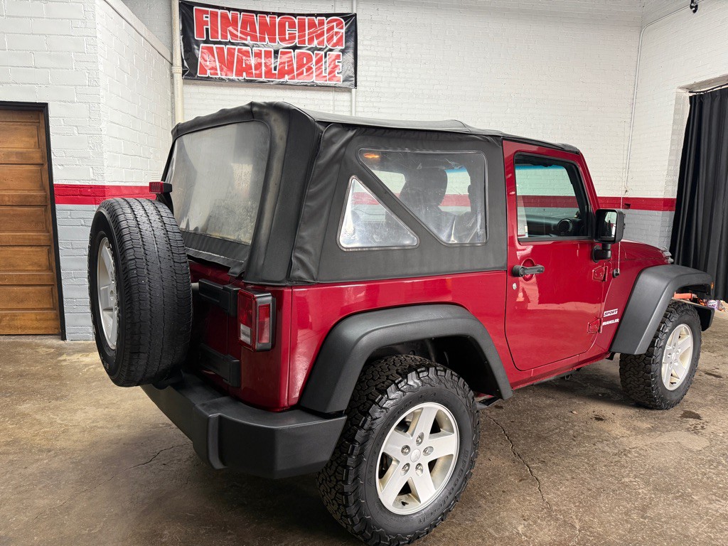 2012 Jeep Wrangler Image 5