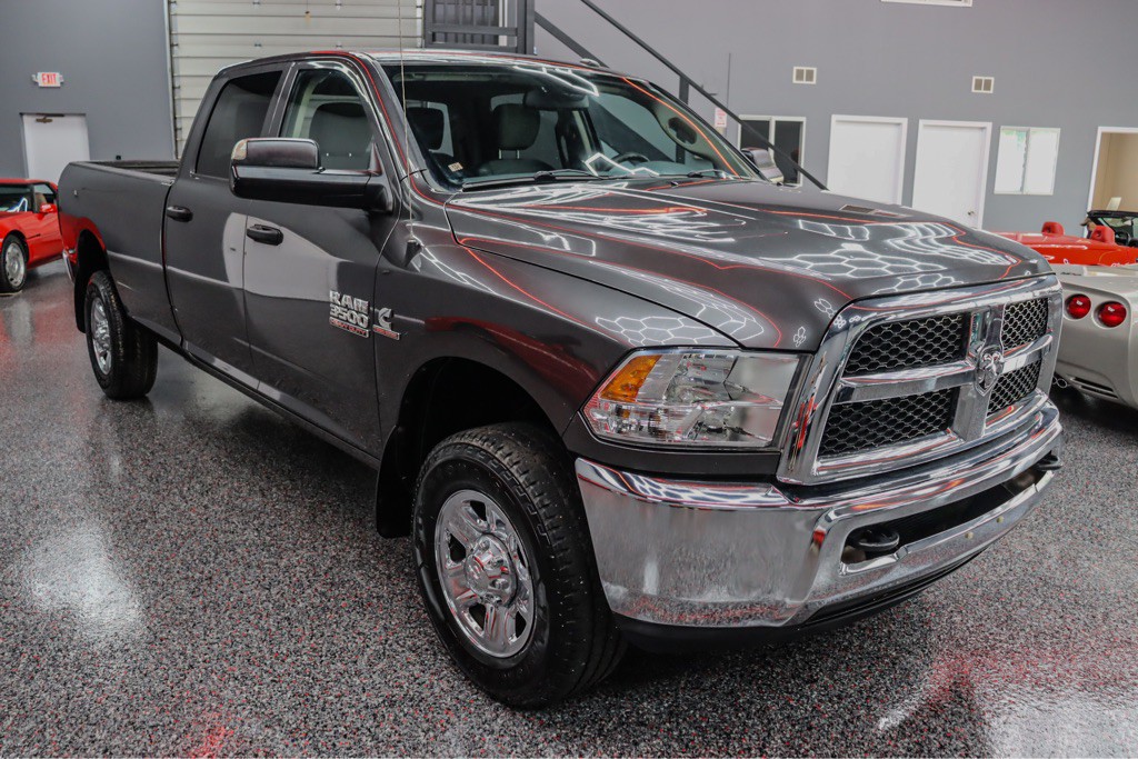 2014 RAM 3500 Image 2