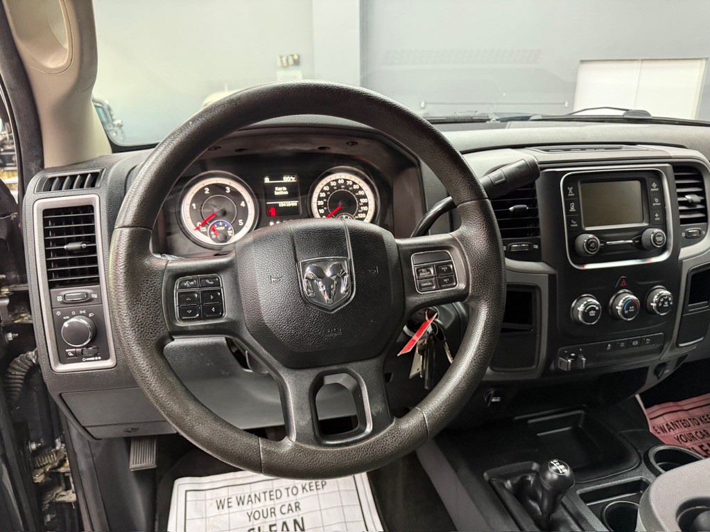 2014 RAM 3500 Image 9