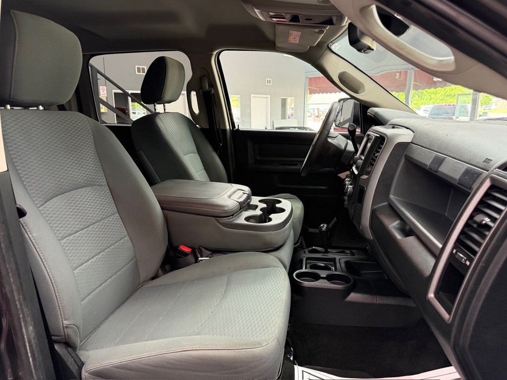 2014 RAM 3500 Image 11