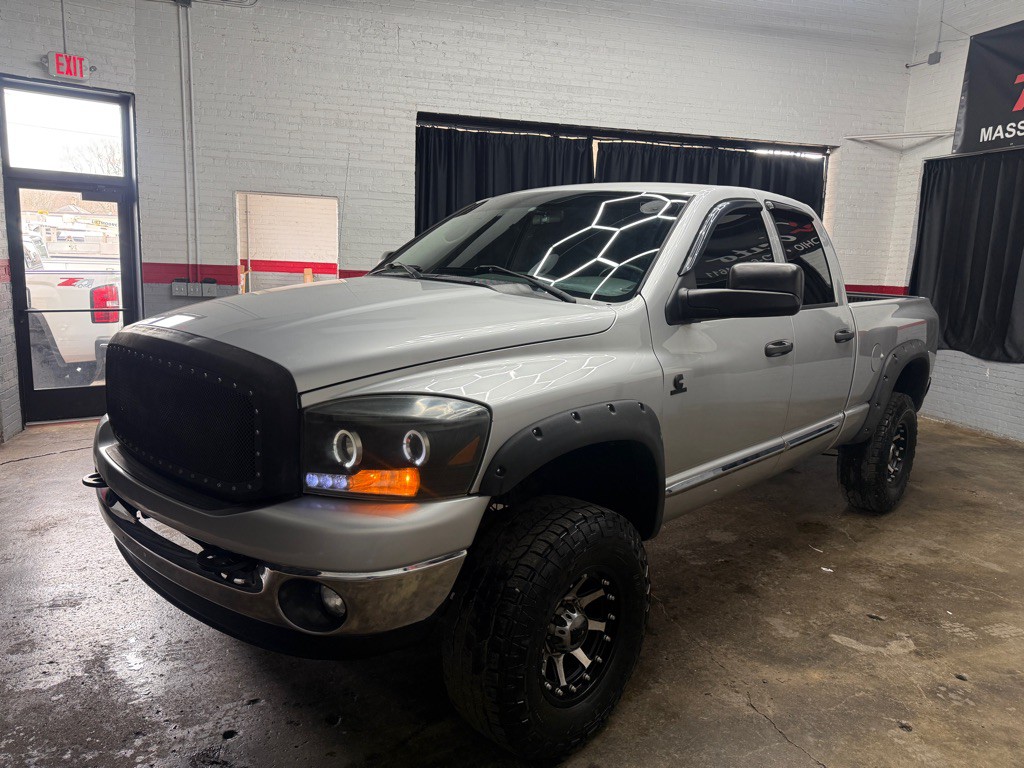 2009 Dodge Ram 2500 Image 2