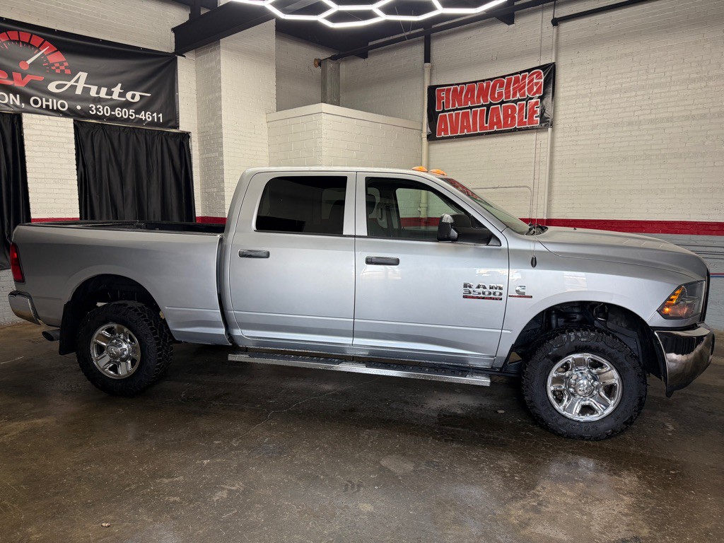 2015 RAM 3500 Image 3