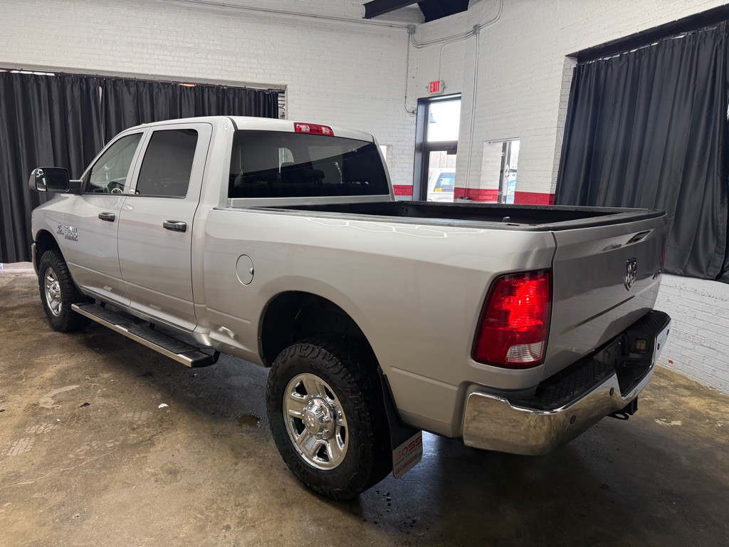 2015 RAM 3500 Image 5