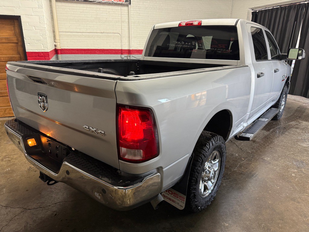 2015 RAM 3500 Image 6