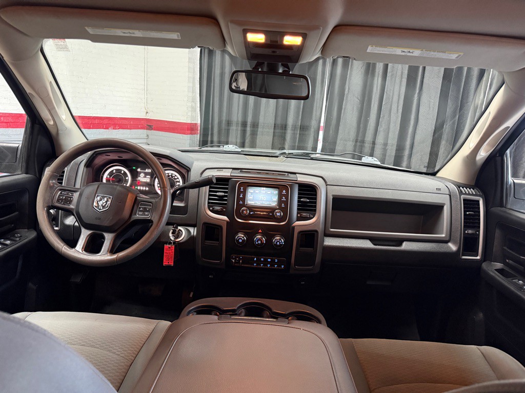 2015 RAM 3500 Image 11