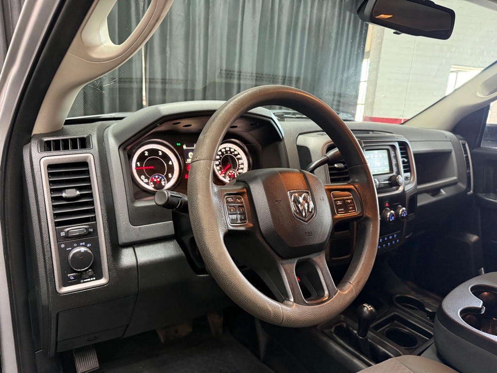 2015 RAM 3500 Image 13