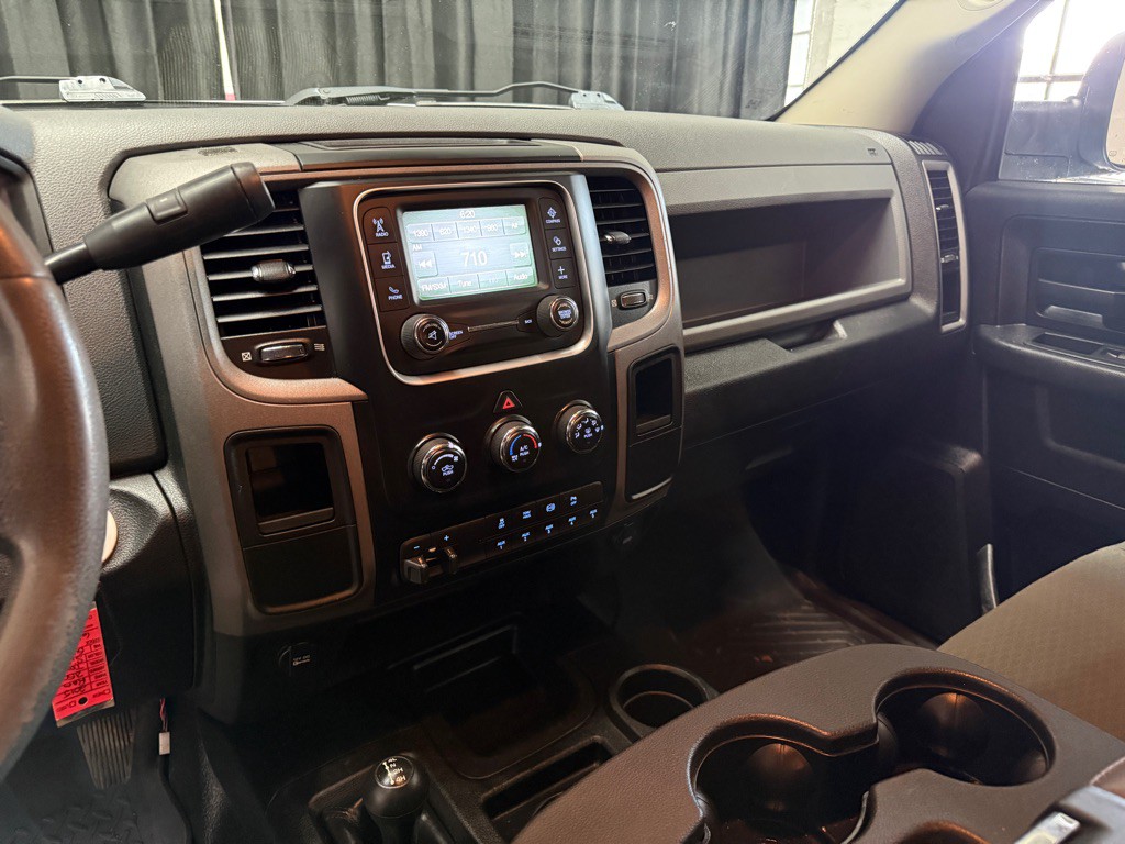 2015 RAM 3500 Image 15
