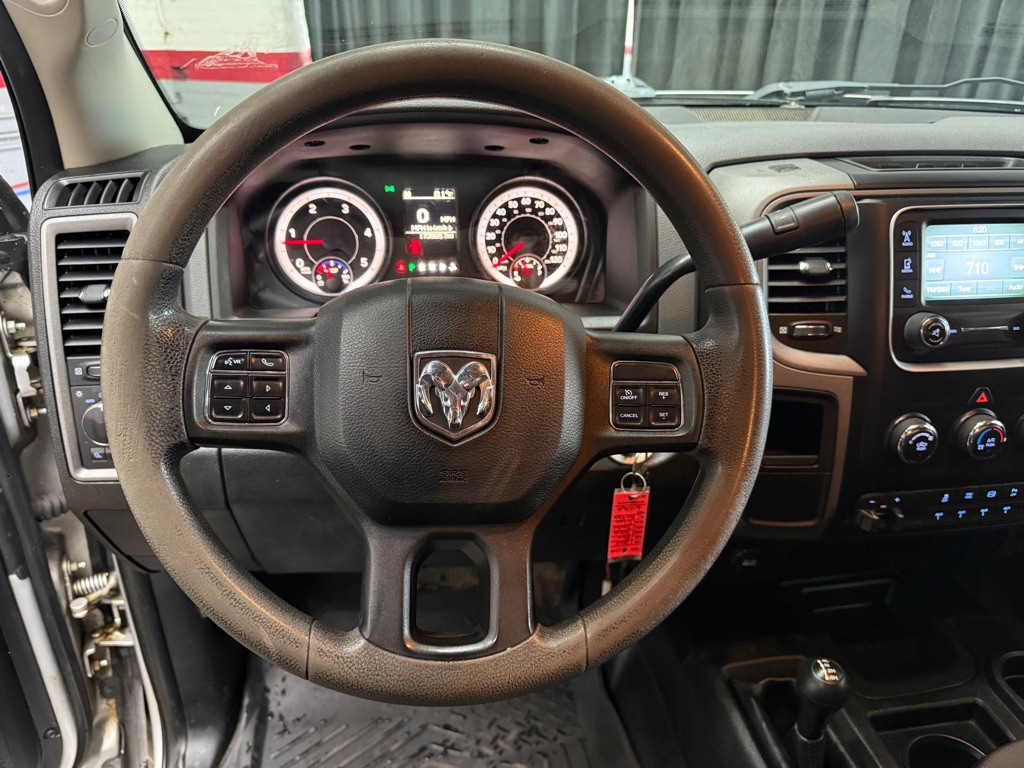 2015 RAM 3500 Image 16
