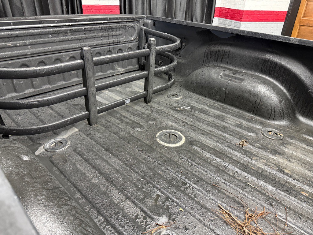 2015 RAM 3500 Image 17