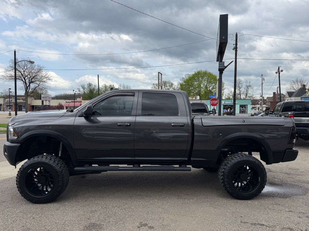 2018 RAM 2500 Image 3
