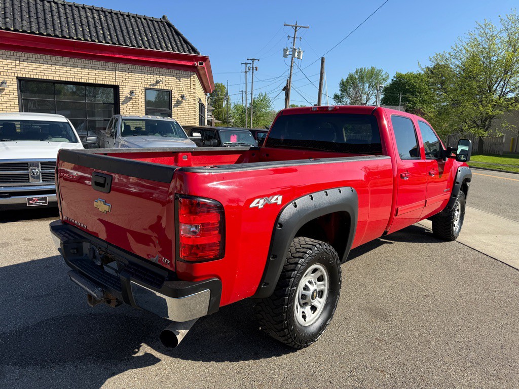 2011 Chevrolet Silverado 1500 Image 4