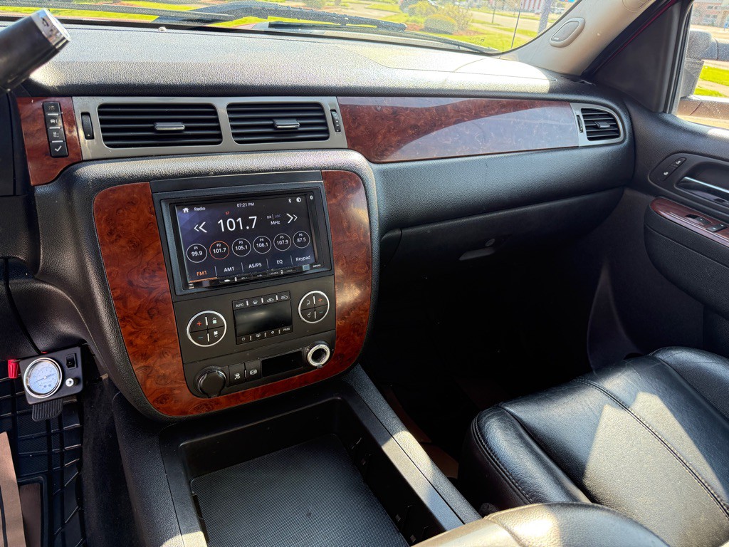 2011 Chevrolet Silverado 1500 Image 15