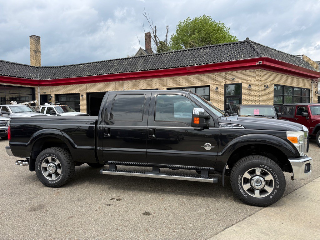 2011 Ford F-250 Image 3
