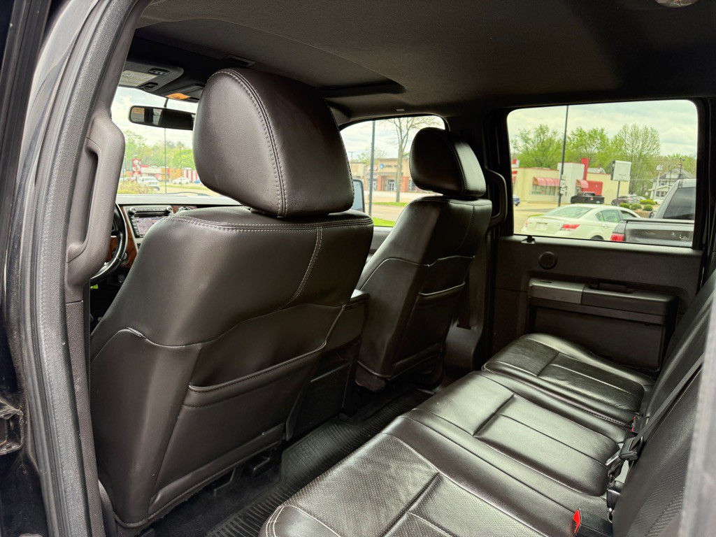 2011 Ford F-250 Image 7