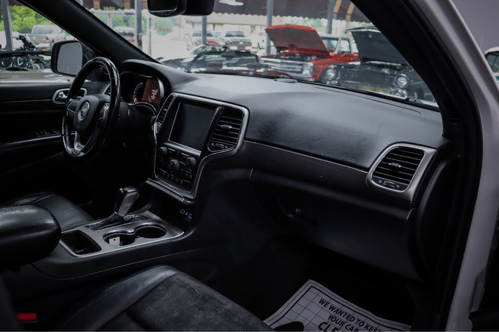 2018 Jeep Grand Cherokee Image 8
