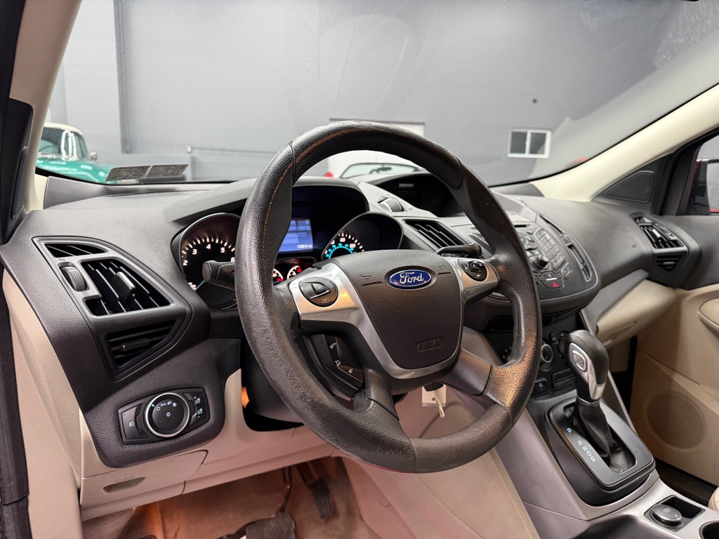 2015 Ford Escape Image 8