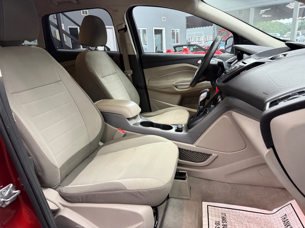 2015 Ford Escape Image 9