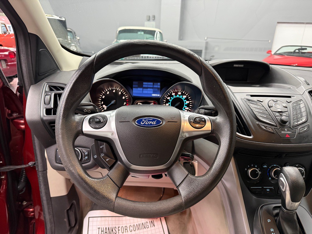 2015 Ford Escape Image 16