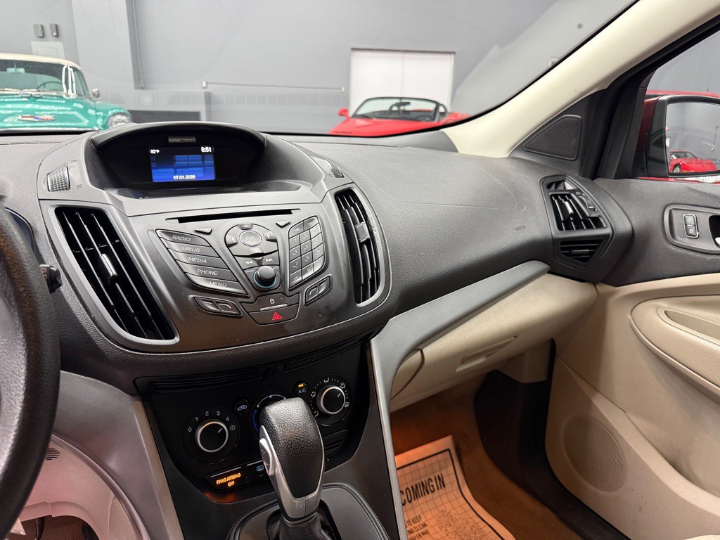 2015 Ford Escape Image 18