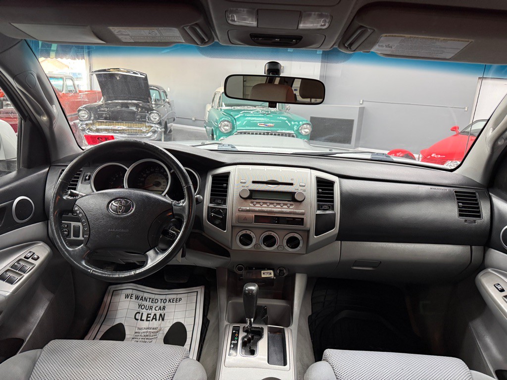 2007 Toyota Tacoma Image 10