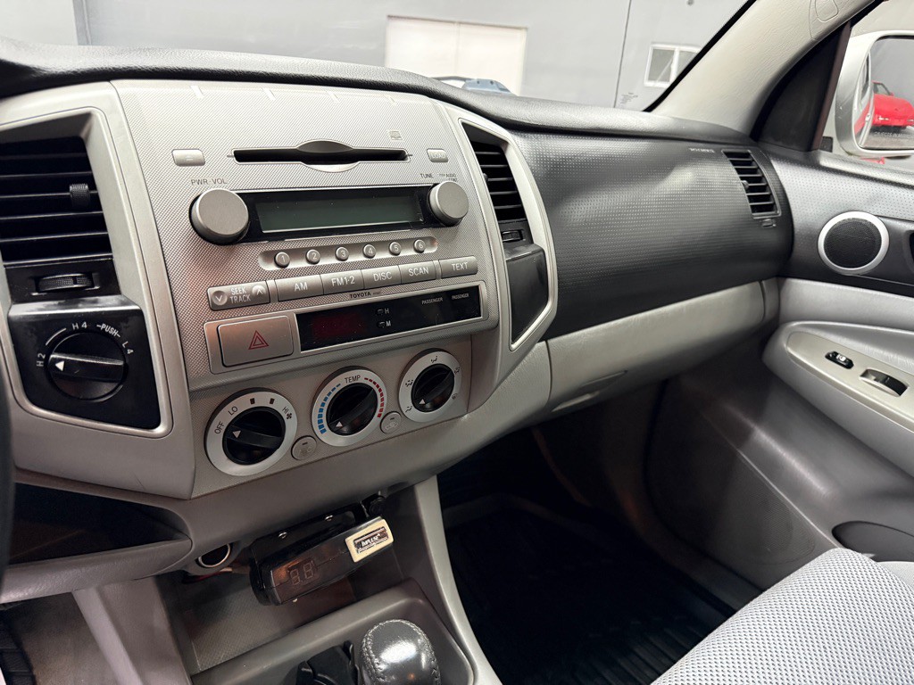 2007 Toyota Tacoma Image 16