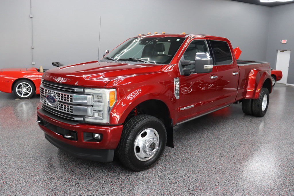 2017 Ford F-350 Image 2