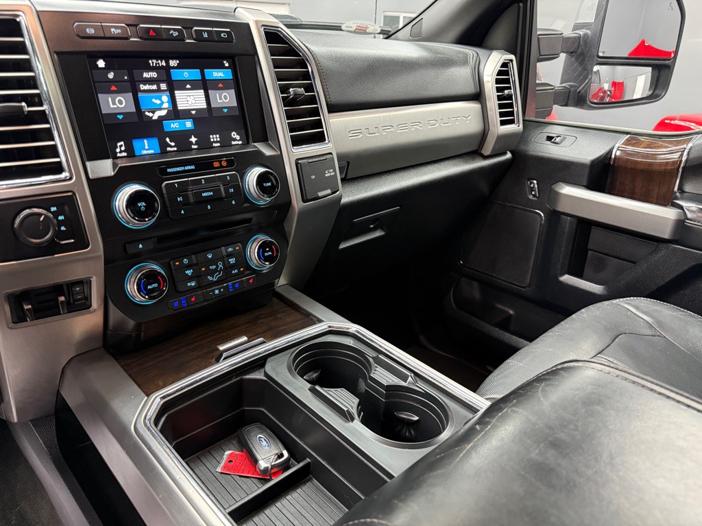 2017 Ford F-350 Image 21