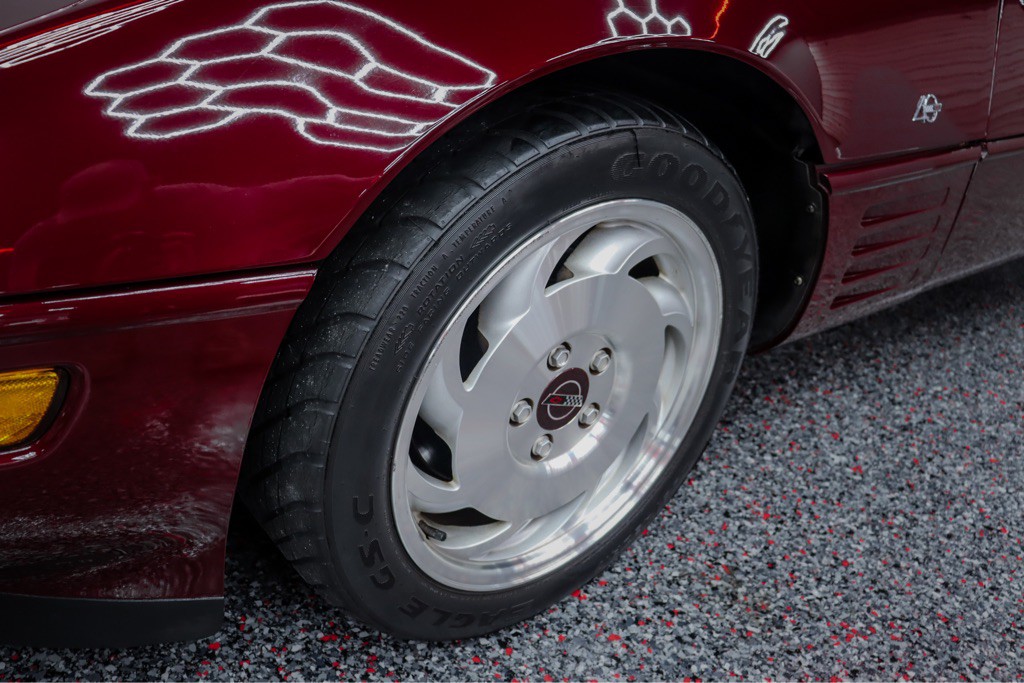 1993 Chevrolet Corvette Image 12