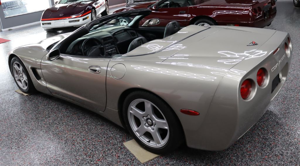 1998 Chevrolet Corvette Image 3