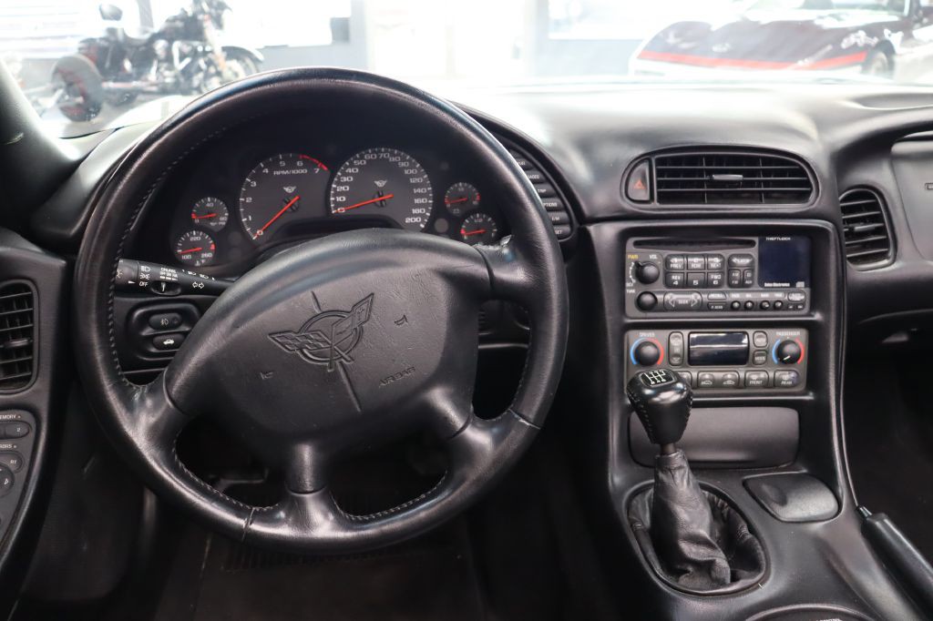 1998 Chevrolet Corvette Image 11